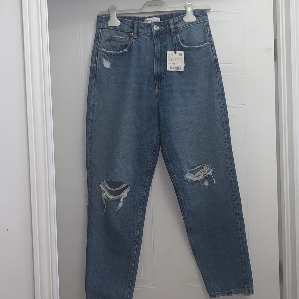 Zara Ripped Mom Jeans - Picture 4 of 7